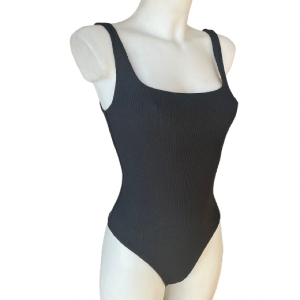 Babaton Aritzia Contour Tank Square Neck Sleeveless Black Ribbed Bodysuit  Small